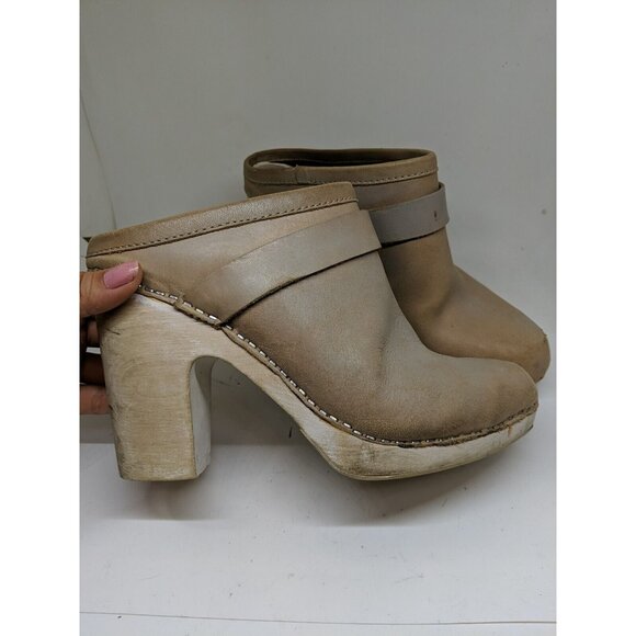 Jeffery Campbell Women's Wooden Clogs Heels Beige Size 8 FLAWED READ - Picture 3 of 12